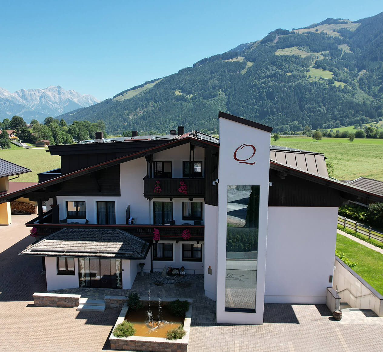 Hotel Quehenberger Drohnenaufnahme